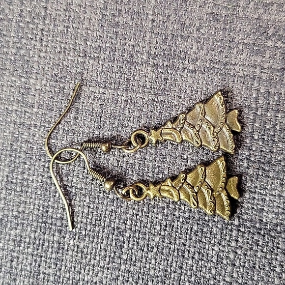 Bronze-tone Christmas Tree Earrings - Picture 3 of 3